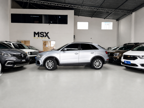 AUDI Q3 1.4 4P FLEX TFSI S-TRONIC AUTOM�TICO, Foto 9