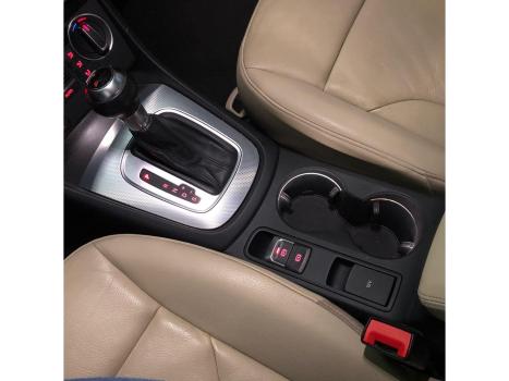 AUDI Q3 2.0 4P TFSI AMBIENTE QUATTRO S-TRONIC AUTOM�TICO, Foto 11