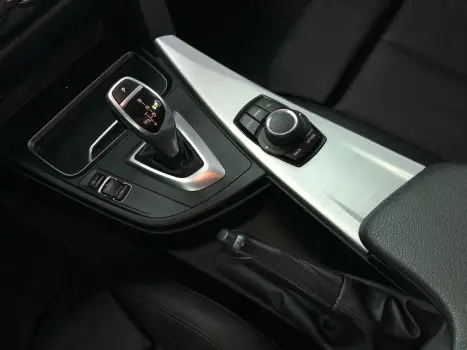 BMW 320I 2.0 16V 4P TURBO M SPORT AUTOMÁTICO, Foto 11 BMW 320I 2.0 16V 4P TURBO M SPORT AUTOMÁTICO, Foto 11