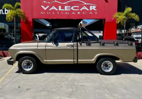 CHEVROLET A10 4.1 12V DE LUXE CABINE SIMPLES �LCOOL, Foto 4