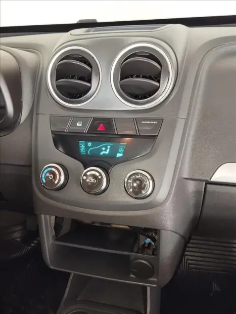 CHEVROLET Montana 1.4 FLEX LS, Foto 12