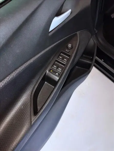 CHEVROLET Onix Hatch 1.0 12V 4P FLEX LT TURBO, Foto 8