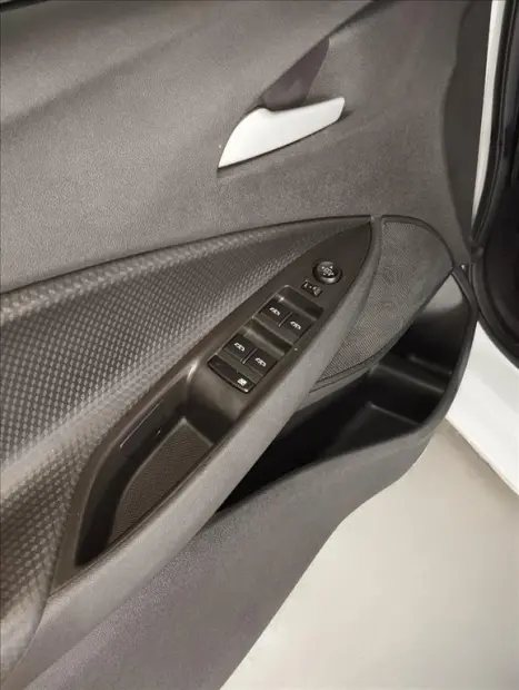 CHEVROLET Onix Hatch 1.0 4P FLEX LT, Foto 8