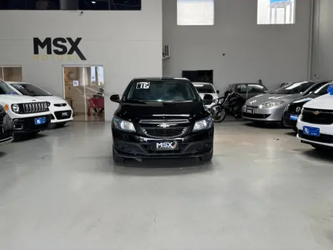 CHEVROLET Onix Hatch 1.4 4P FLEX LT, Foto 2