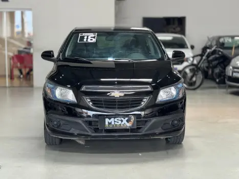 CHEVROLET Onix Hatch 1.4 4P FLEX LT, Foto 3