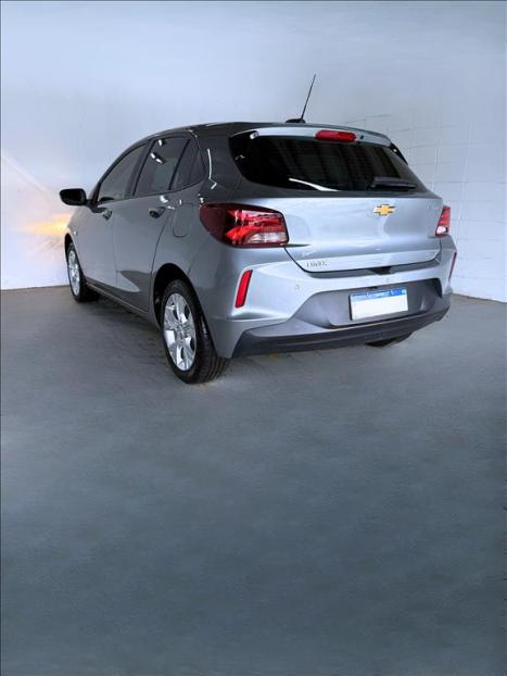 CHEVROLET Onix Hatch 1.0 4P FLEX LTZ TURBO AUTOM�TICO, Foto 4