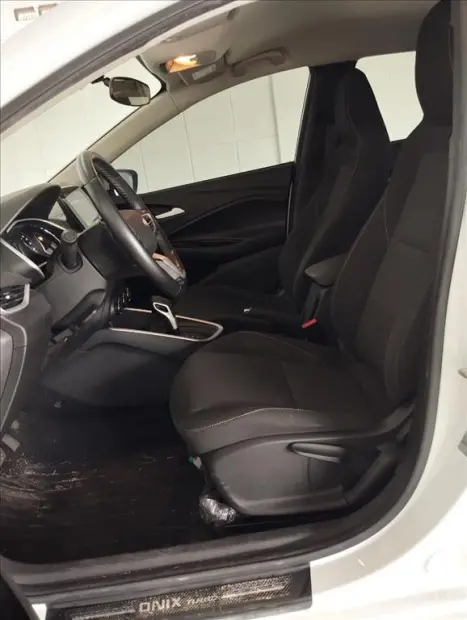 CHEVROLET Onix Hatch 1.0 4P FLEX LTZ TURBO AUTOM�TICO, Foto 9