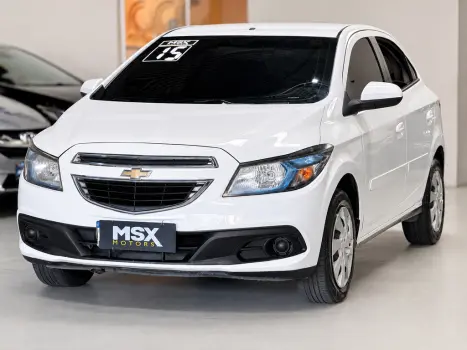 CHEVROLET Onix Hatch 1.4 4P FLEX LT, Foto 3