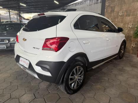 CHEVROLET Onix Hatch 1.4 4P FLEX ACTIV AUTOM�TICO, Foto 6