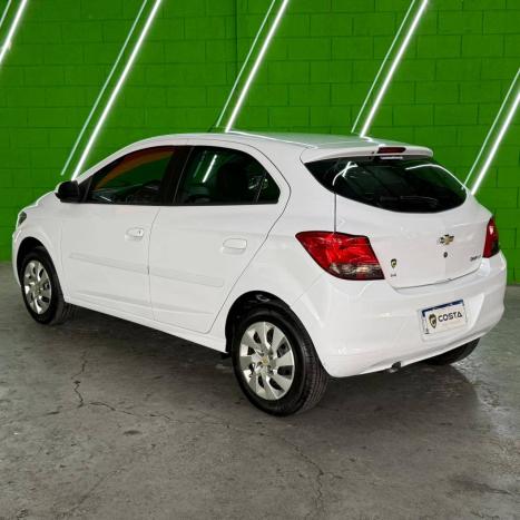 CHEVROLET Onix Hatch 1.4 4P FLEX LT, Foto 5