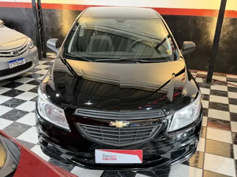 CHEVROLET Onix Hatch 1.0 4P FLEX LS, Foto 2