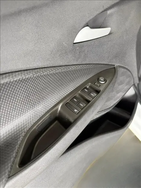 CHEVROLET Onix Sedan 1.0 12V 4P FLEX LT PLUS TURBO, Foto 9