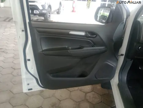 CHEVROLET S10 2.8 16V LS CABINE SIMPLES 4X4 TURBO DIESEL, Foto 16