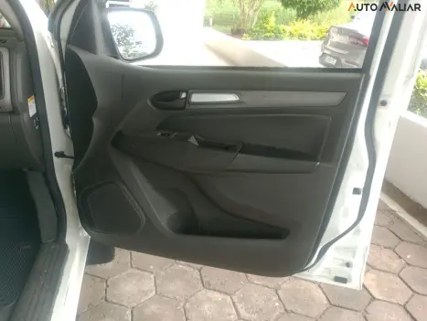 CHEVROLET S10 2.8 16V LS CABINE SIMPLES 4X4 TURBO DIESEL, Foto 18