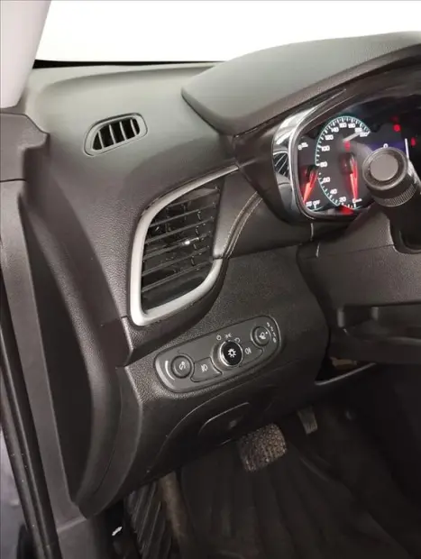 CHEVROLET Tracker 1.4 16V 4P FLEX LT TURBO AUTOMÁTICO, Foto 11 CHEVROLET Tracker 1.4 16V 4P FLEX LT TURBO AUTOMÁTICO, Foto 11