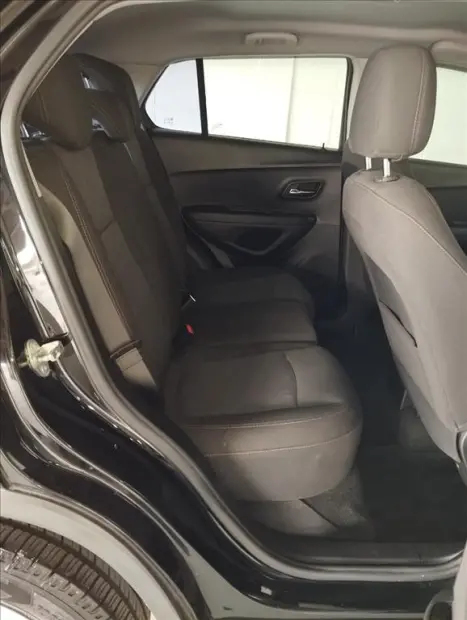 CHEVROLET Tracker 1.4 16V 4P FLEX LT TURBO AUTOMÁTICO, Foto 17 CHEVROLET Tracker 1.4 16V 4P FLEX LT TURBO AUTOMÁTICO, Foto 17