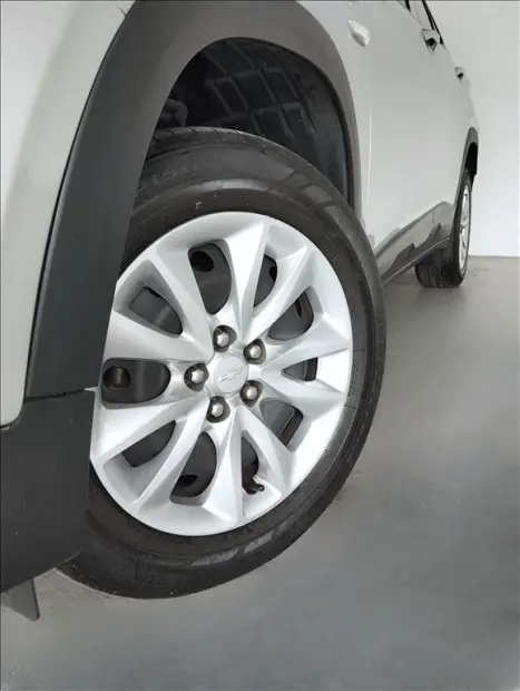 CHEVROLET Tracker 1.0 12V 4P FLEX TURBO AUTOMÁTICO, Foto 8 CHEVROLET Tracker 1.0 12V 4P FLEX TURBO AUTOMÁTICO, Foto 8