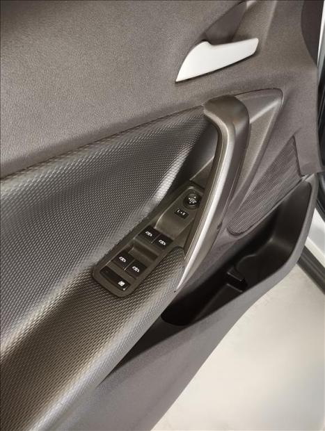 CHEVROLET Tracker 1.0 12V 4P FLEX TURBO AUTOMÁTICO, Foto 9 CHEVROLET Tracker 1.0 12V 4P FLEX TURBO AUTOMÁTICO, Foto 9