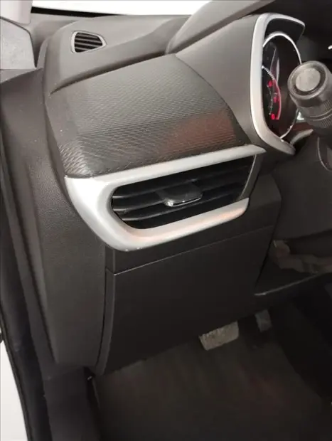 CHEVROLET Tracker 1.0 12V 4P FLEX TURBO AUTOMÁTICO, Foto 10 CHEVROLET Tracker 1.0 12V 4P FLEX TURBO AUTOMÁTICO, Foto 10