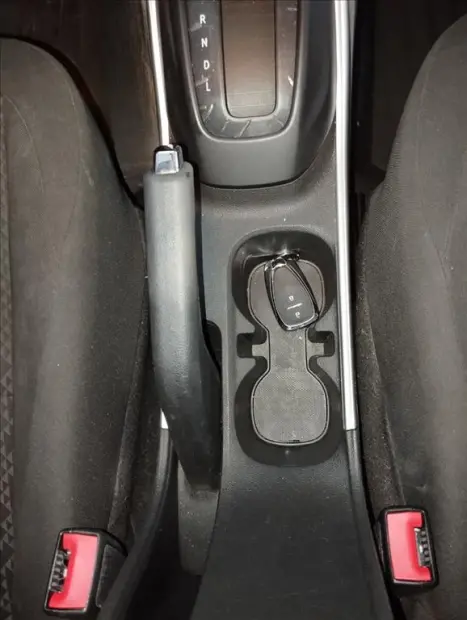 CHEVROLET Tracker 1.0 12V 4P FLEX TURBO AUTOMÁTICO, Foto 15 CHEVROLET Tracker 1.0 12V 4P FLEX TURBO AUTOMÁTICO, Foto 15