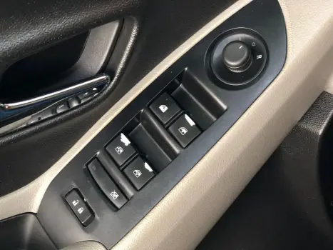 CHEVROLET Tracker 1.8 16V 4P FLEX LTZ AUTOM�TICO, Foto 15