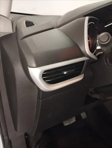 CHEVROLET Tracker 1.0 12V 4P FLEX TURBO LT AUTOM�TICO, Foto 10