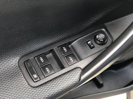 CHEVROLET Tracker 1.0 12V 4P FLEX TURBO, Foto 12