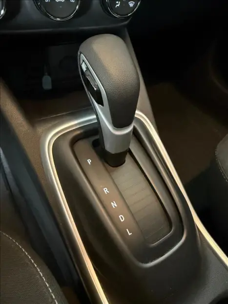 CHEVROLET Tracker 1.0 12V 4P FLEX TURBO LT AUTOM�TICO, Foto 14