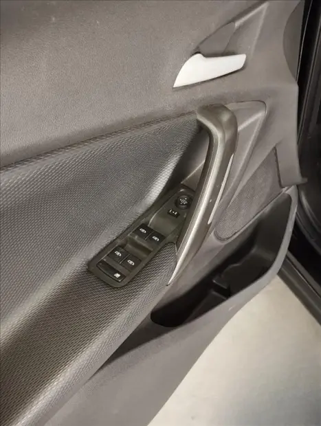 CHEVROLET Tracker 1.0 12V 4P FLEX TURBO LT AUTOM�TICO, Foto 8