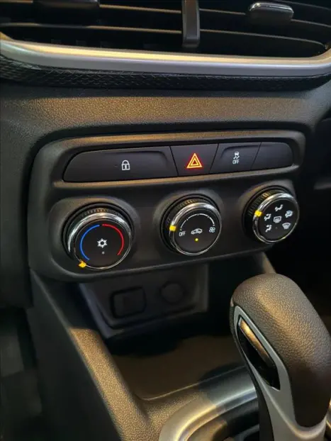 CHEVROLET Tracker 1.0 12V 4P FLEX TURBO AUTOM�TICO, Foto 13