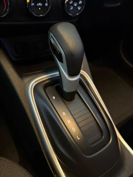 CHEVROLET Tracker 1.0 12V 4P FLEX TURBO AUTOM�TICO, Foto 14