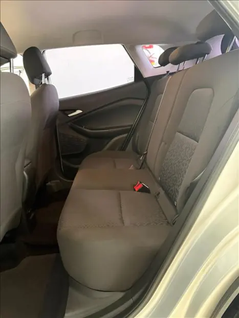 CHEVROLET Tracker 1.0 12V 4P FLEX TURBO AUTOM�TICO, Foto 17