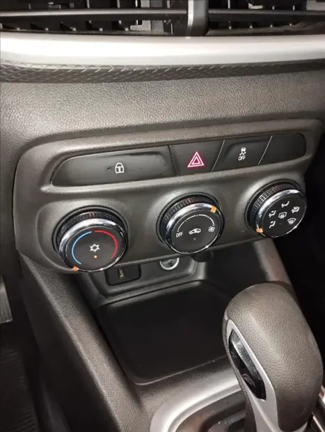 CHEVROLET Tracker 1.0 12V 4P FLEX TURBO AUTOM�TICO, Foto 14