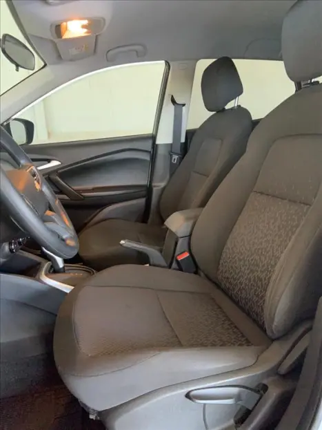 CHEVROLET Tracker 1.0 12V 4P FLEX TURBO AUTOM�TICO, Foto 8