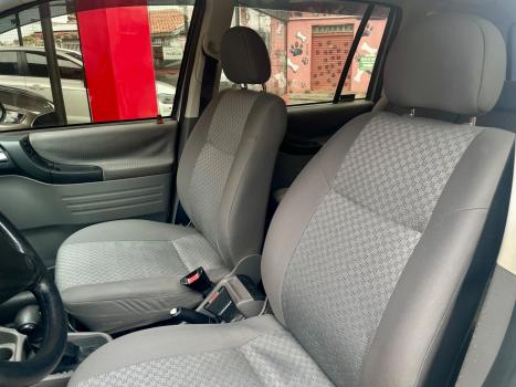 CHEVROLET Zafira 2.0 4P FLEX EXPRESSION 7 LUGARES AUTOM�TICO, Foto 10