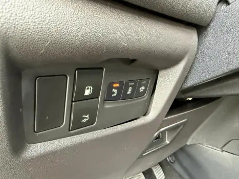 CITROEN C4 Sedan 1.6 16V 4P LOUNGE EXCLUSIVE THP TURBO AUTOM�TICO, Foto 20