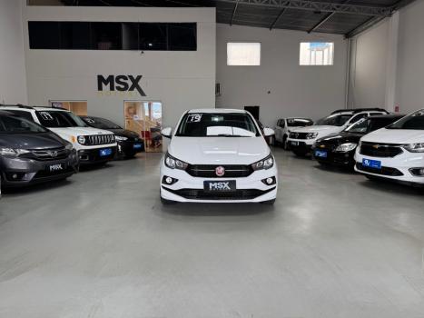 FIAT Cronos 1.8 4P FLEX DRIVE AUTOM�TICO, Foto 2