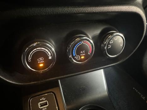 FIAT Toro 1.8 16V 4P FLEX FREEDOM ROAD AUTOMÁTICO, Foto 18 FIAT Toro 1.8 16V 4P FLEX FREEDOM ROAD AUTOMÁTICO, Foto 18