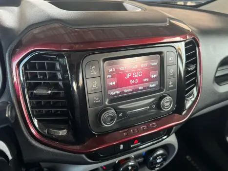 FIAT Toro 1.8 16V 4P FLEX FREEDOM OPEN EDITION AUTOMÁTICO, Foto 16 FIAT Toro 1.8 16V 4P FLEX FREEDOM OPEN EDITION AUTOMÁTICO, Foto 16