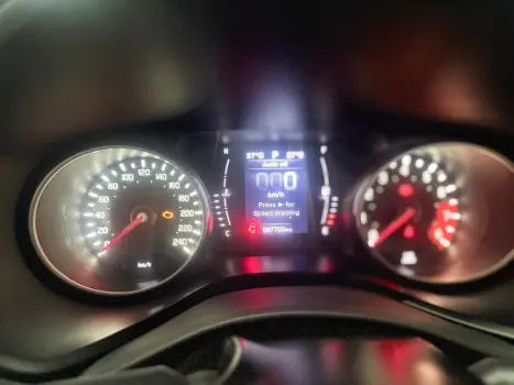 FIAT Toro 1.8 16V 4P FLEX FREEDOM AUTOM�TICO, Foto 12