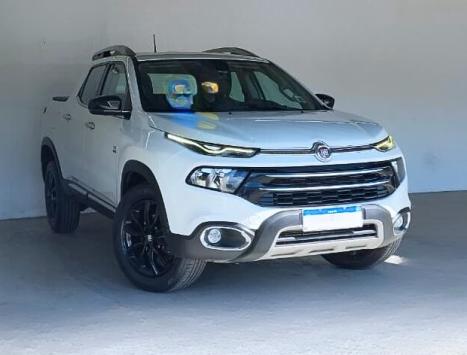 FIAT Toro 2.0 16V 4P VOLCANO 4WD TURBO DIESEL AUTOMÁTICO, Foto 2 FIAT Toro 2.0 16V 4P VOLCANO 4WD TURBO DIESEL AUTOMÁTICO, Foto 2