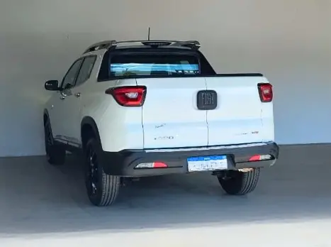 FIAT Toro 2.0 16V 4P VOLCANO 4WD TURBO DIESEL AUTOMÁTICO, Foto 6 FIAT Toro 2.0 16V 4P VOLCANO 4WD TURBO DIESEL AUTOMÁTICO, Foto 6