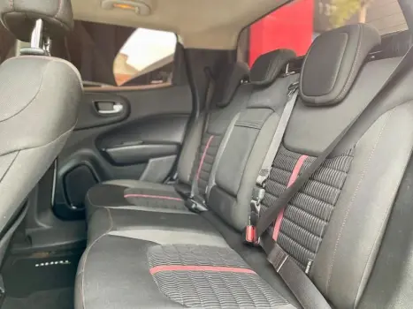 FIAT Toro 2.0 16V 4P FREEDOM TURBO DIESEL, Foto 12