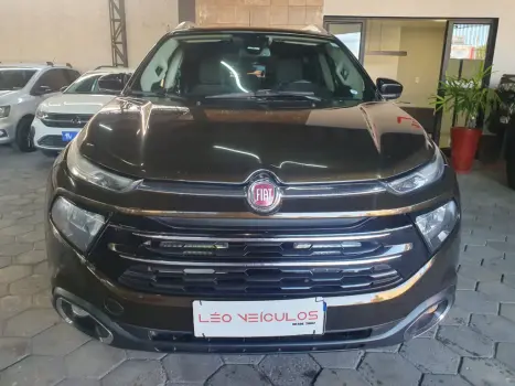 FIAT Toro 2.4 16V 4P MULTIAIR FLEX VOLCANO AUTOM�TICO, Foto 2