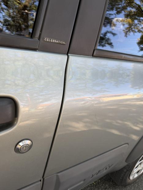 FIAT Uno 1.0 4P FLEX WAY CELEBRATION, Foto 2