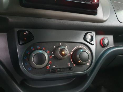 FIAT Uno 1.0 FLEX VIVACE CELEBRATION, Foto 10