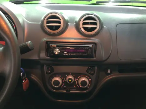 FIAT Uno 1.0 FLEX VIVACE CELEBRATION, Foto 10