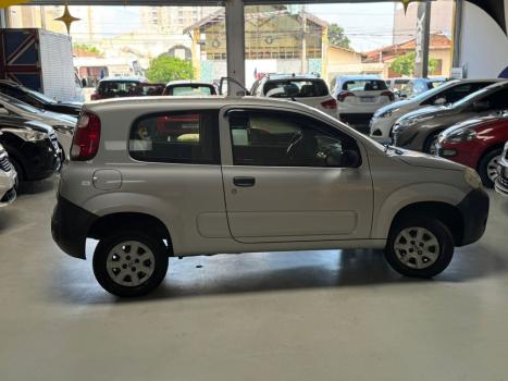 FIAT Uno 1.0 FLEX VIVACE, Foto 2