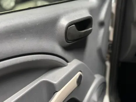 FIAT Uno 1.0 FLEX VIVACE, Foto 5