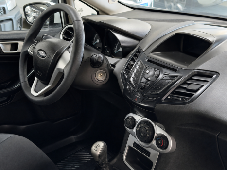 FORD Fiesta Hatch 1.6 4P FLEX, Foto 4